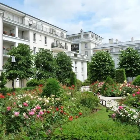 Le Royal Condo, 13 P, Wifi & Parking A Disneyland Chessy  Esterno foto