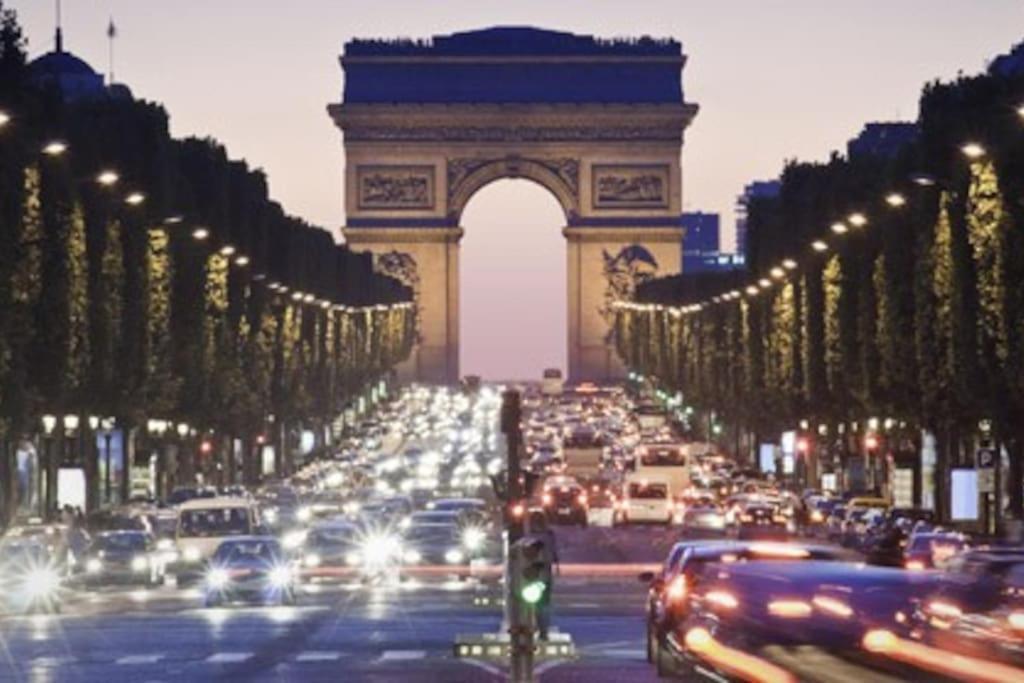 Le Royal Condo, 13 P, Wifi & Parking A Disneyland * Chessy (Seine-et-Marne)